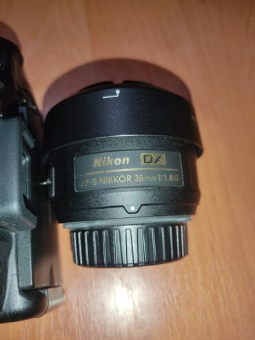 фотоаппарат кенон: 9000 с. Состояние безупречное. Объектив Nikon AF-S DX Nikkor 35mm
