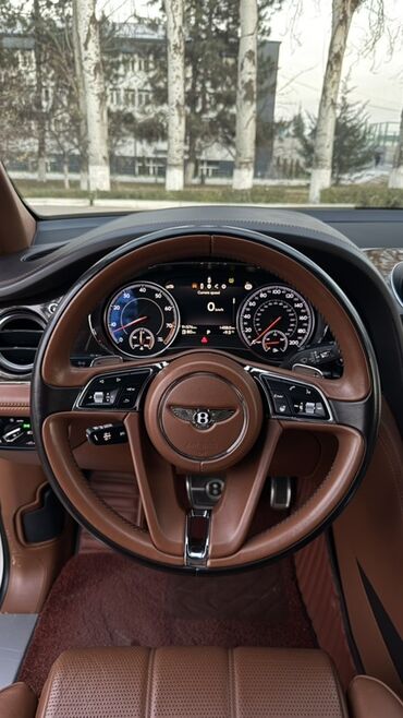 Bentley: Bentley Bentayga: 2019 г., 4 л, Автомат, Бензин, Внедорожник — 8
