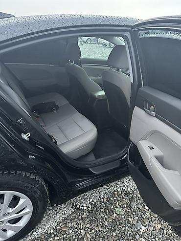 хенде сантафе: Hyundai Elantra: 2017 г., 2 л, Автомат, Бензин, Седан — 7