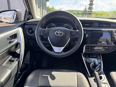 электромобиль дешевый: Toyota Corolla: 2021 г., 1.8 л, Автомат, Гибрид, Седан — 7