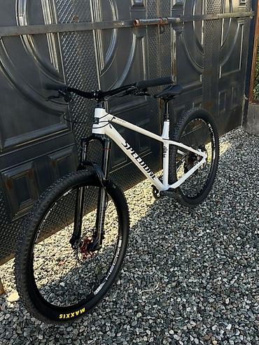 Горный велосипед Speedone Destroyer 29 Рама L (29) Вилка Rock shox 35