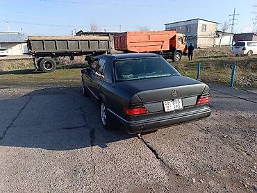 под выкуп электромобиль: Mercedes-Benz E-Class: 1991 г., 2.3 л, Механика, Газ, Седан — 8