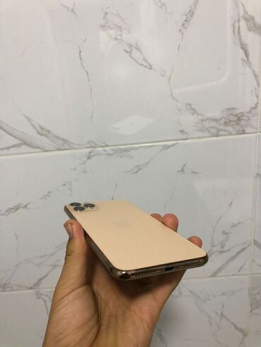 Apple iPhone: IPhone 11 Pro, 256 ГБ, Золотой, Чехол, 72 % — 4