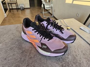 лоро пиано обувь мужская бишкек: Мужские кроссовки, 42.5, Adidas, Новый, Самовывоз