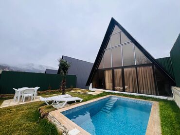 Bağ evlərinin kirayəsi: A-Frame dizaynlı müstəqil dağ evi – şəxsi həyət və hovuzla - Üstü tam — 11
