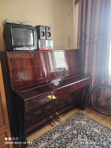 купить цифровое пианино бу: Продам фортепиано "Беларусь" в хорошем состоянии