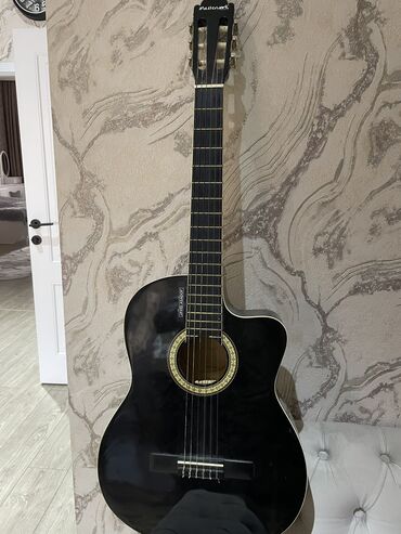 gitara qara: Klassik gitara, Akkord, Yeni, Pulsuz çatdırılma