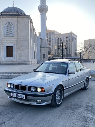 спортейдж бишкек: BMW 5 series: 1995 г., 2.5 л, Механика, Бензин, Седан