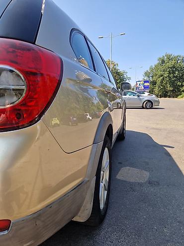 moj auto: Prodajem Chevrolet Captivu, sa pogonom na sva cetiri tocka, sa sedam — 7