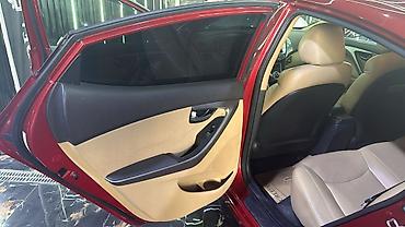 Hyundai: Hyundai Elantra: 1.8 l | 2011 il Sedan — 8