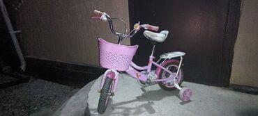 велосипед к: Продаю детский велосипед для девочек в хорошем состоянии цена 1500 сом