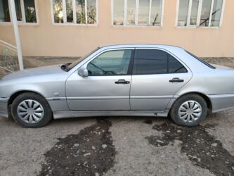 автомобильный домкрат: Mercedes-Benz C-Class: 1999 г., 1.8 л, Механика, Бензин, Седан