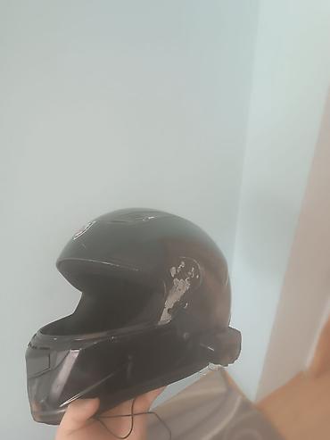 moto debilqe: Moto dəbilqə İnterkomlu vizorundan başqa heç bir problemi yoxdur — 2