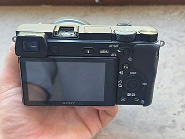 en ucuz kamera: SONY A6300 Salam çox təmiz aparatdır. 4k çəkilişlər üçün yararlıdır — 2
