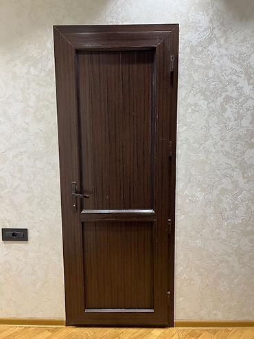 Daxili qapı – tünd qəhvəyi rəng, klassik dizayn - Material: ağac lalafo.az -da Daxili qapı – tünd qəhvəyi rəng, klassik dizayn - Material: ağac