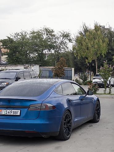 кибер трак: Tesla Model S: 2015 г., Электромобиль, Лифтбек — 3
