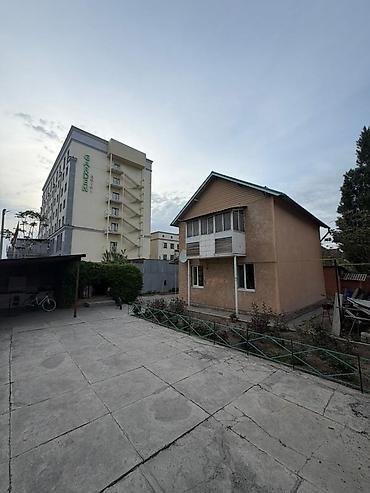 Продажа коттеджей и домов: Продаётся участок с домом в районе Баха – Ю. Магистраль, ж/м — 1