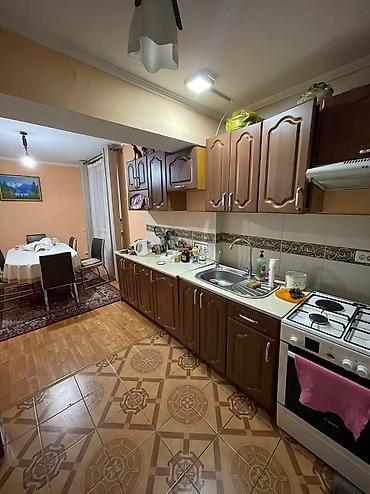 Продажа коттеджей и домов: 🏡 *Продается дом в Золотом Квадрате!* 📍 Ул. Айдаралиева 8 (между — 24