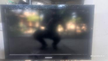 televizor xarab: Samsung LCD televizor - Ekran ölçüsü: təxminən 32" (diaqonal) - — 1