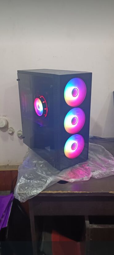 Masaüstü kompüterlər və iş stansiyaları: İ5 9400f up to 4.1 Ghz Plata H310 MSI RAM 16 DDR4 VGA GTX 1660 Nvidia