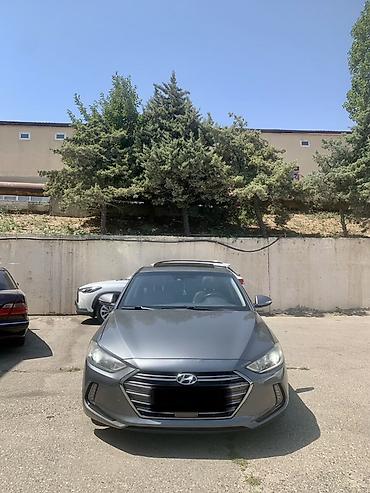 Hyundai: Hyundai Elantra: 2 l | 2017 il Sedan — 7
