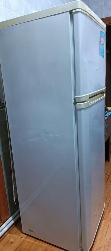 Холодильники: Б/у Холодильник Nord, Двухкамерный, цвет - Белый
