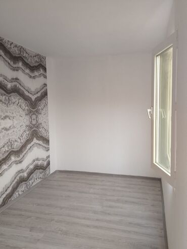 Konteynerlər: Konteyner ev-isdi və soyuqa qarşı izolyasıya olunmuşdur. İki otaq — 3