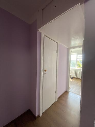 Продажа квартир: 2 комнаты, 43 м², 10 мкр 104 серия, 4 этаж — 4