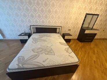 мебель для кухни: Endirim. Taxt 2 tumba ve termo birlikde 300azn. Matras da verilir