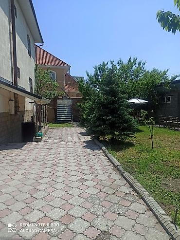 Посуточная аренда домов: 460 м², 11 комнат, Парковка — 2