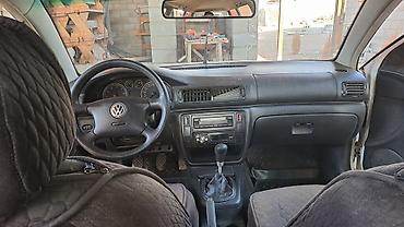 Volkswagen: Volkswagen Passat Variant: 2002 г., 0.2 л, Механика, Бензин, Универсал — 8