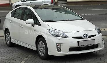 balaca maşın: Maşın axtarıram prius 30 kuza 20 kuza qalmaq şərti ilə hər ay 600 m — 1
