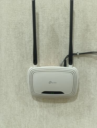 Otaqların günlük kirayəsi: Global Hotel Baku ekonom 2 nəfərlik otaq 35 Azn standart 4 neferlik — 5