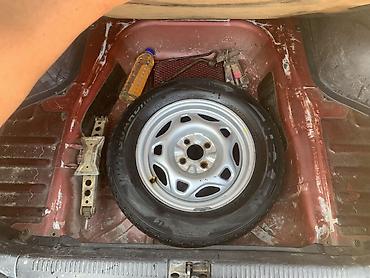 буу донголок chevrolet malibu шина: Mitsubishi Carisma: 1998 г., Седан — 7