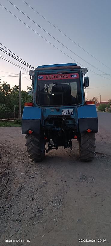 ford transit kreditlə: Belarus MTZ traktoru – mavi rəng, qabaq təkər dartısı (4x4), kabinli — 6