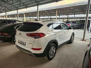 kia stonic: Hyundai Tucson: 2017 г., 2 л, Автомат, Бензин, Кроссовер — 4