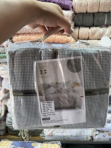 bed sheets: Комплект постельного белья в клетку - Формат: набор в фирменной — 2