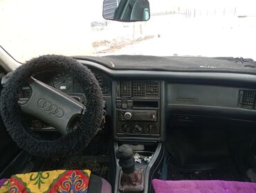 Audi: Audi 80: 1987 г., 1.8 л, Механика, Бензин, Седан — 8