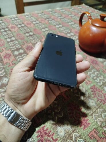 Apple iPhone: IPhone SE 2020, 128 GB, Qara, Barmaq izi — 3