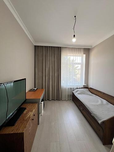 Продажа коттеджей и домов: 4 комнаты, 213 м², 5 соток, Бишкек, Ак-Орго ж/м Агентство недвижимости — 13