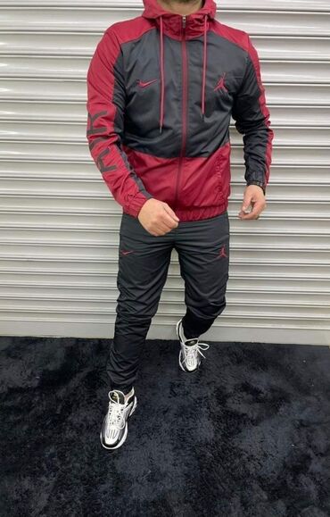 Trenerke: M - 3xl
Scuba
4000 din — 16