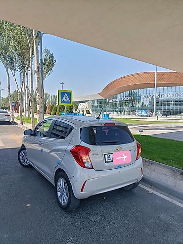 домик авто: Chevrolet Spark: 2018 г., 1 л, Автомат, Бензин, Хэтчбэк — 3