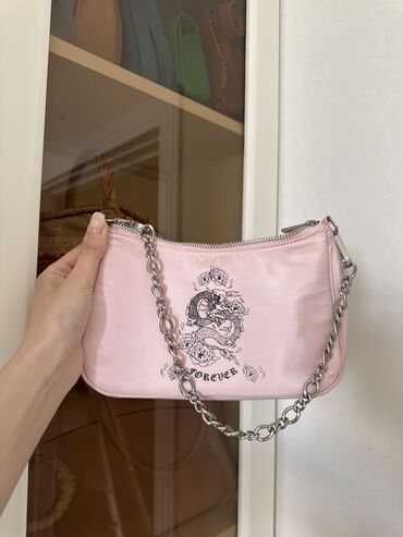 Şəxsi əşyalar: Çiyin çantası, Bershka, İşlənmiş