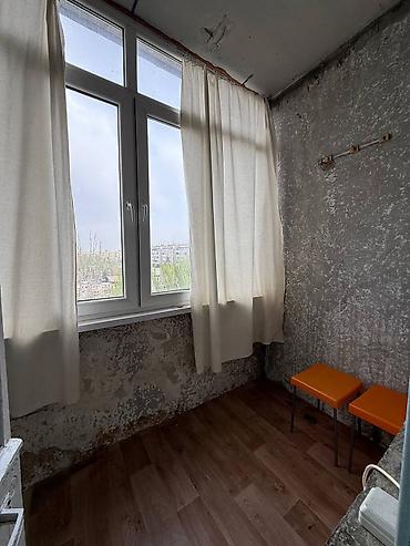 мкр аламедин 1: 3 бөлмө, 61 м², Аламедин-1 мкр 105-серия, 9 кабат, Эски ремонт — 6