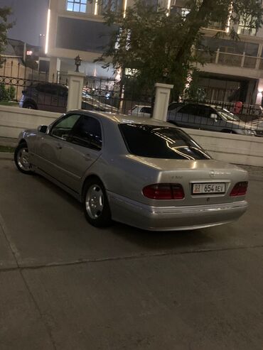 тико коробка: Mercedes-Benz E-Class: 1999 г., 3.2 л, Автомат, Бензин, Седан