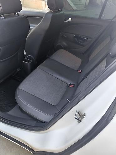Opel: Opel Corsa hatchback – ağ rəng, 5 qapı.2013 il. Motor-1.4 — 9