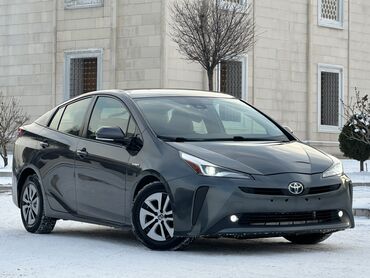 Toyota: Toyota Prius: 2019 г., 1.8 л, Вариатор, Гибрид, Хэтчбэк