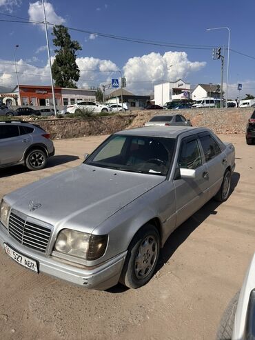 купить опель вектра с 2.2 бензин: Серебристый седан Mercedes-Benz E-Class W124 с четырьмя дверями