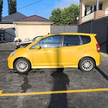 e6 3: Honda Jazz: 2005 г., 1.3 л, Вариатор, Бензин, Хэтчбэк — 4