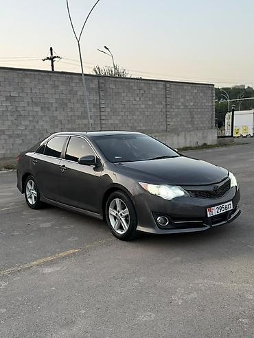 byd tank: Toyota Camry: 2014 г., 2.5 л, Автомат, Бензин, Седан — 2